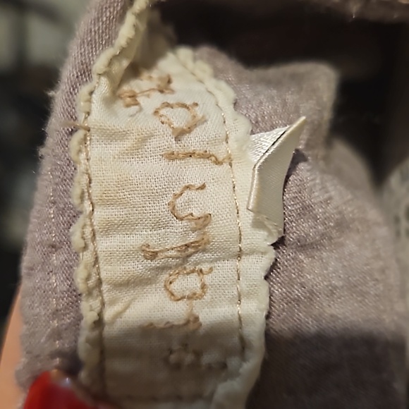 Top with Frilly Hem - Picture 3 of 8